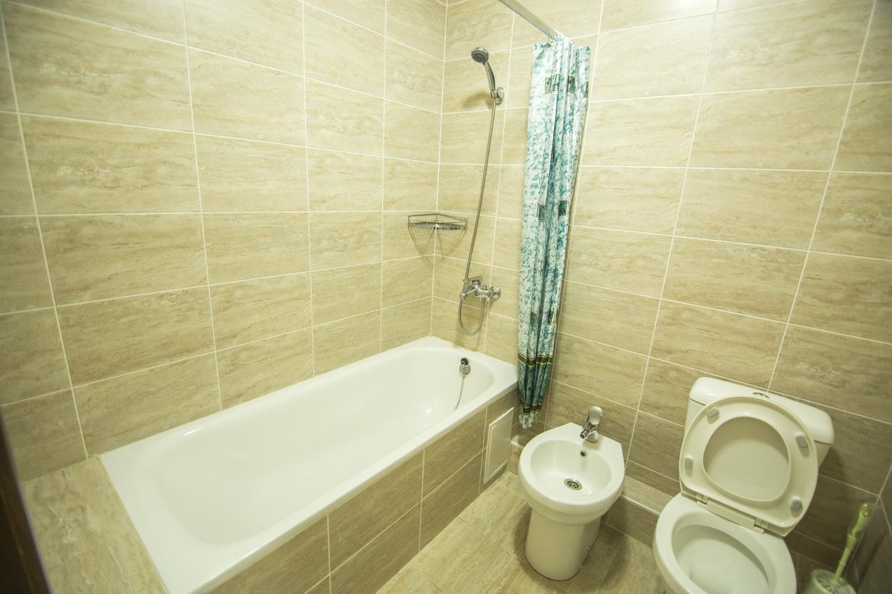 Hostel Esal ออช ภายนอก รูปภาพ