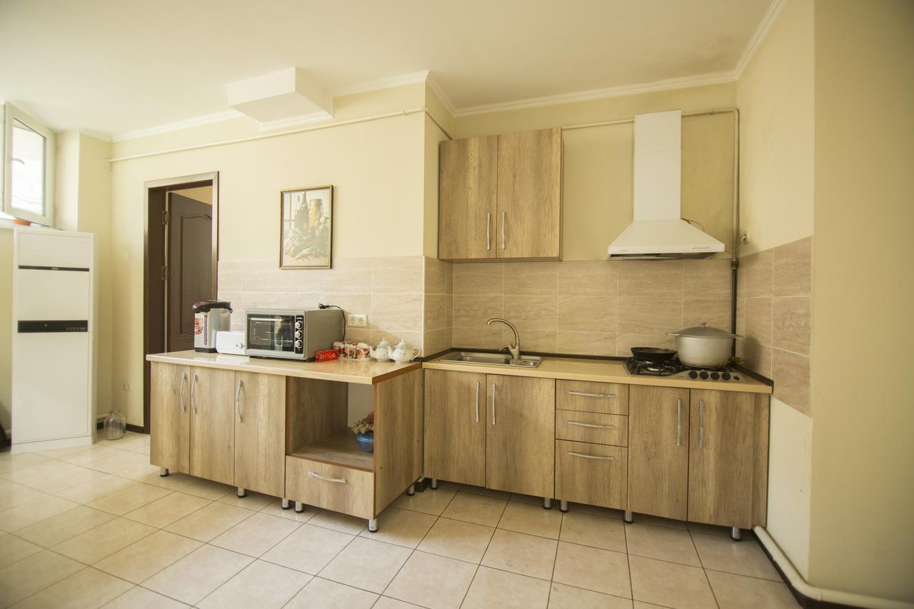 Hostel Esal ออช ภายนอก รูปภาพ